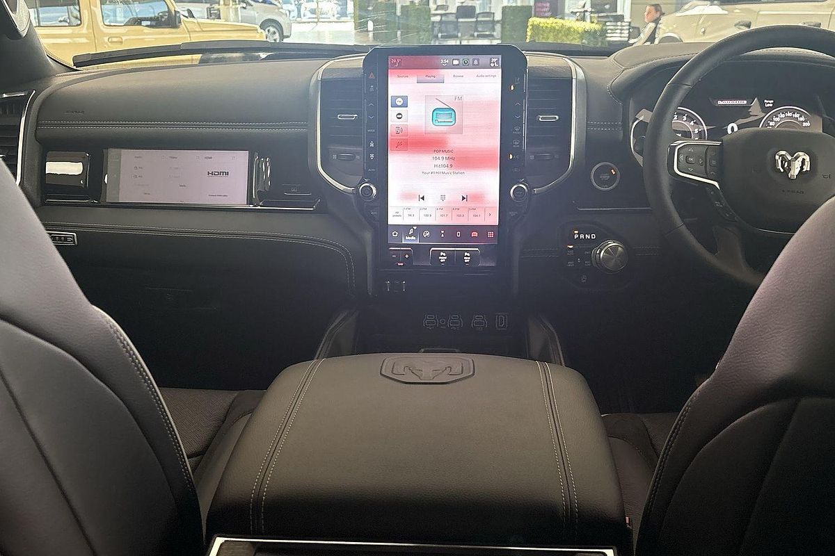 2025 RAM 1500 Laramie Sport Hurricane SO RamBox DT 4X4 SWB