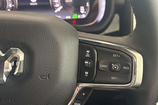 2025 RAM 1500 Laramie Sport Hurricane SO RamBox DT 4X4 SWB