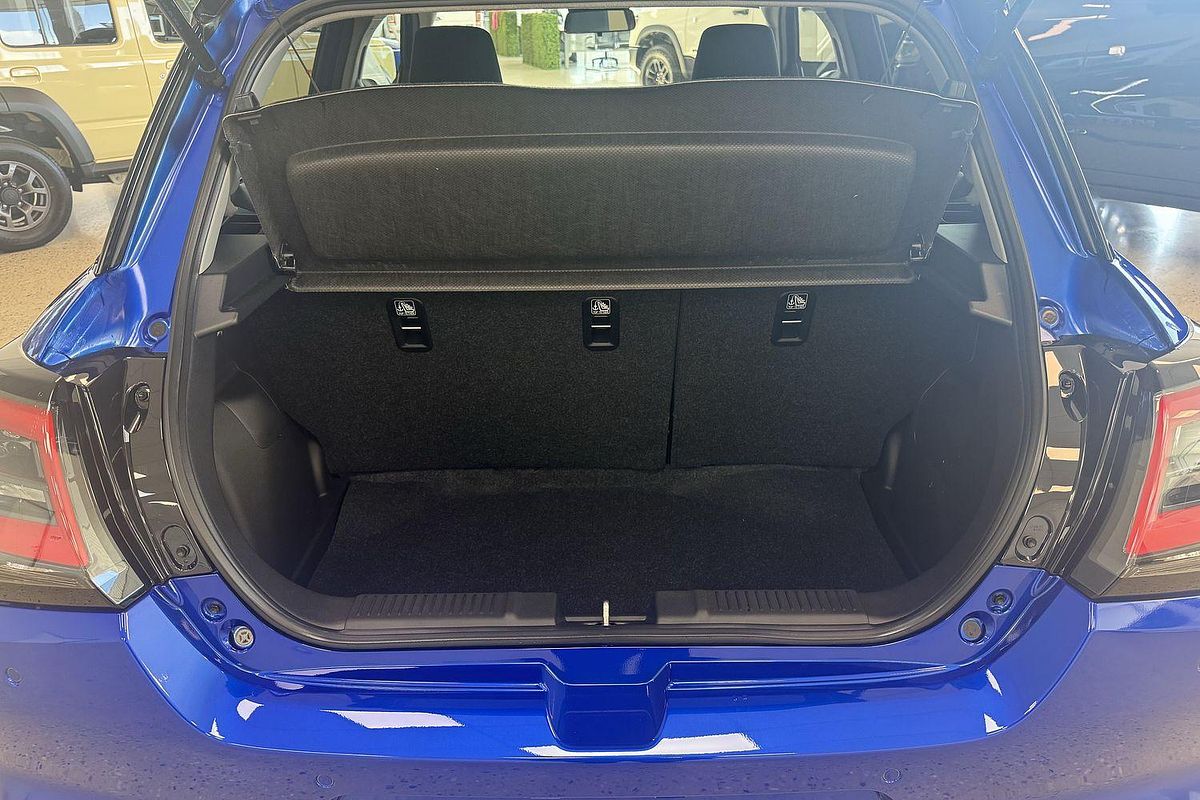 2025 Suzuki Swift Hybrid GLX UZ