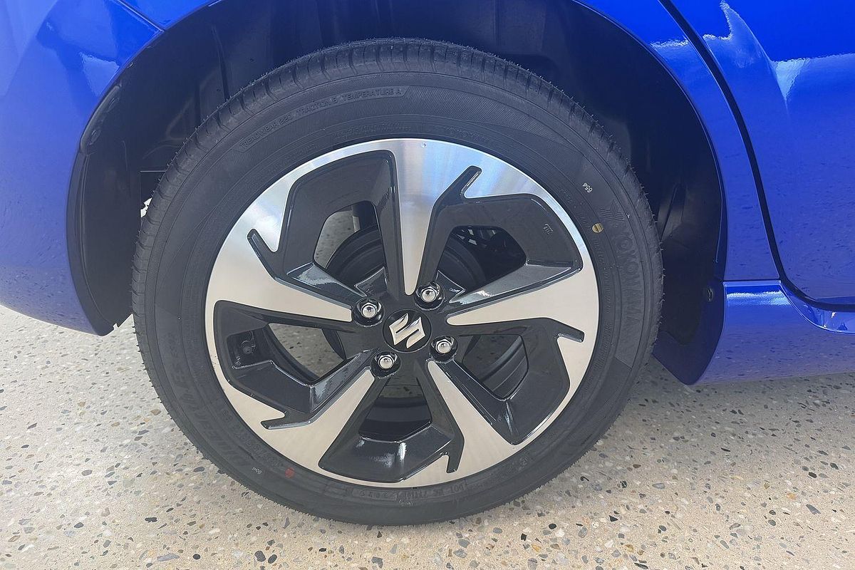 2025 Suzuki Swift Hybrid GLX UZ