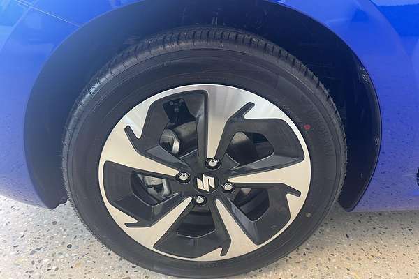 2025 Suzuki Swift Hybrid GLX UZ