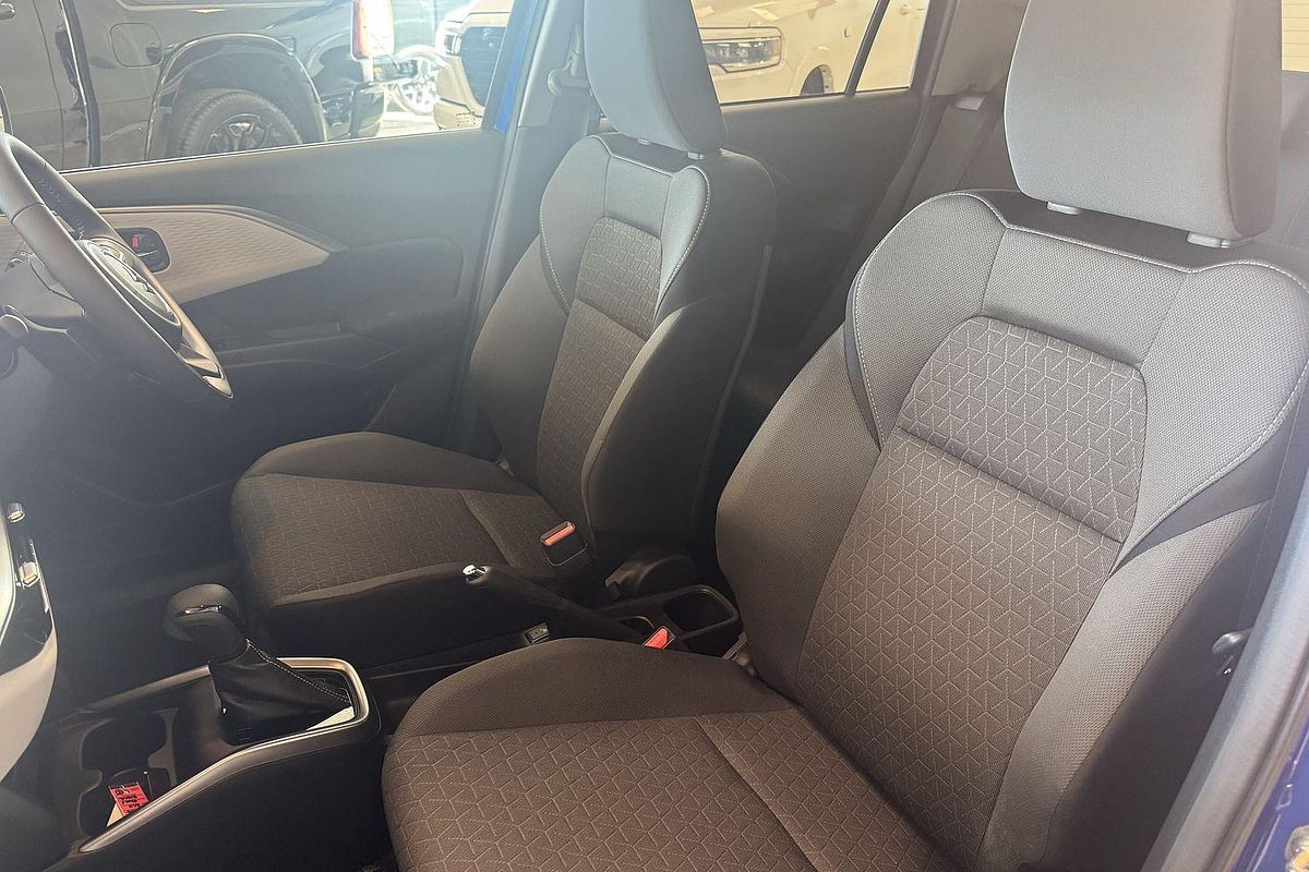 2025 Suzuki Swift Hybrid GLX UZ