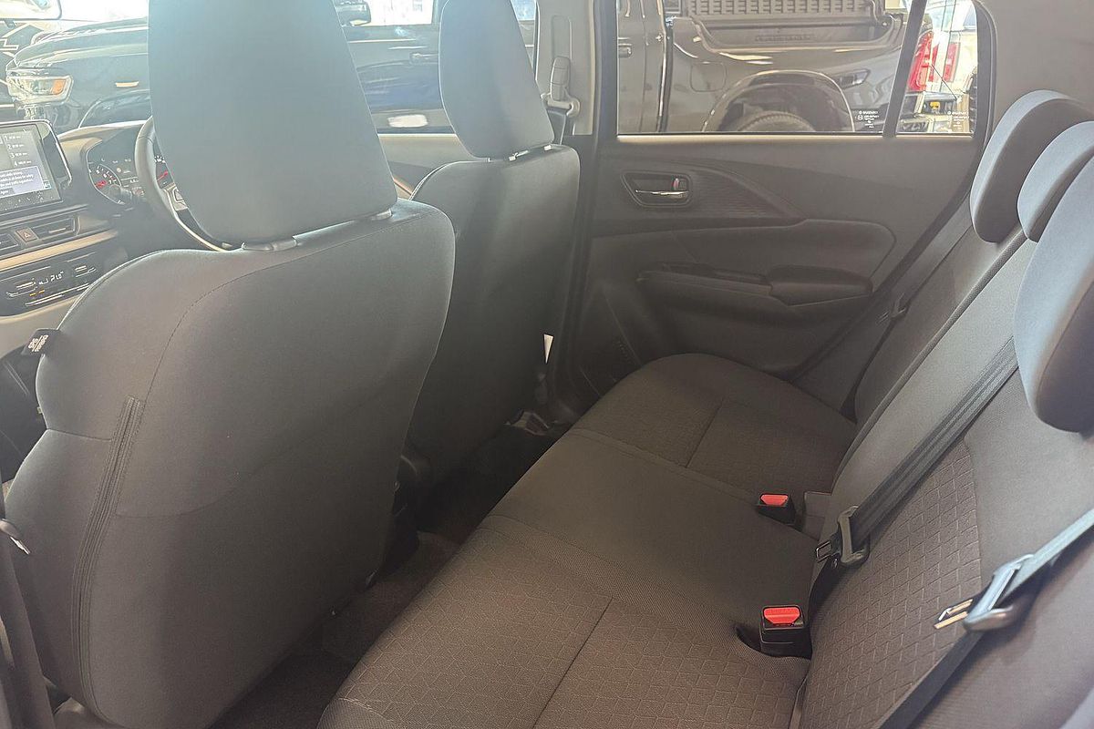 2025 Suzuki Swift Hybrid GLX UZ