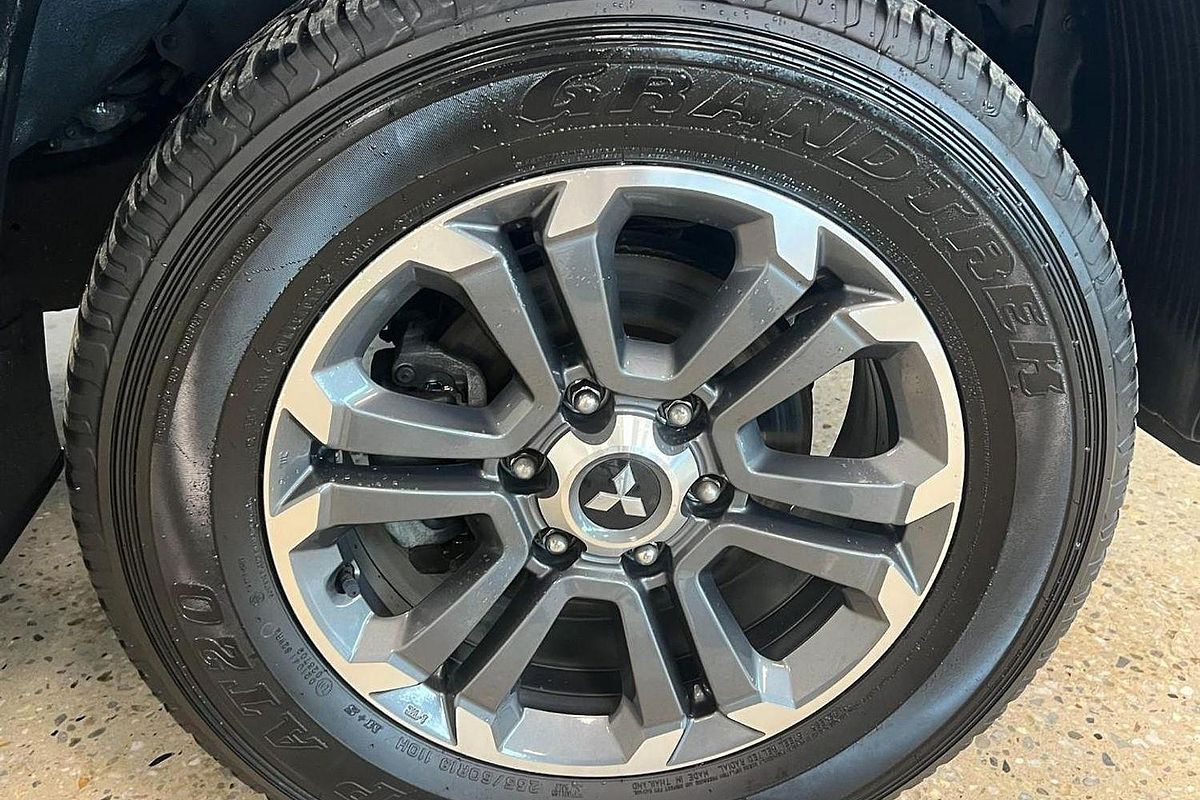 2019 Mitsubishi Triton GLS Premium MR 4X4