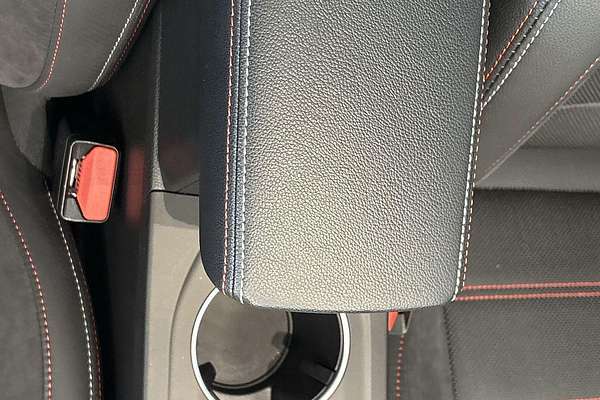 2022 Renault Arkana R.S. Line JL1