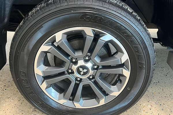 2019 Mitsubishi Triton GLS Premium MR 4X4