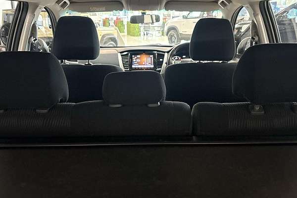 2021 Mitsubishi Pajero GLX NX