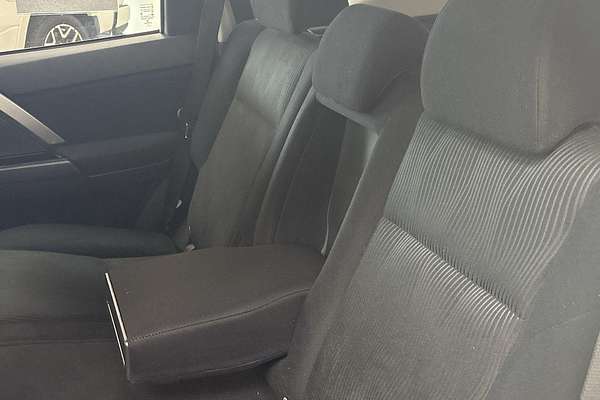 2021 Mitsubishi Pajero GLX NX