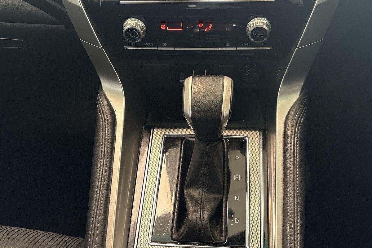 2021 Mitsubishi Pajero GLX NX