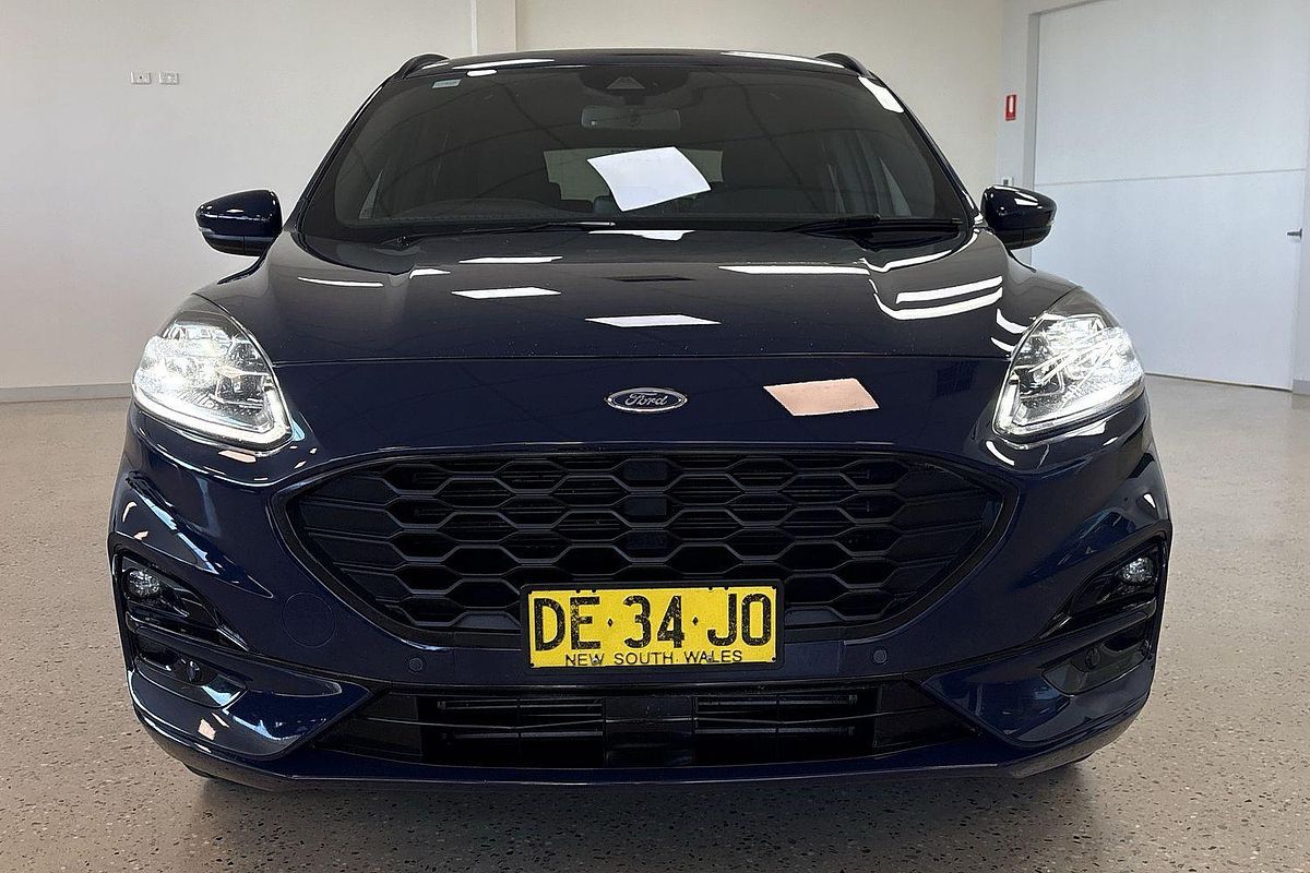 2022 Ford Escape ST-Line ZH