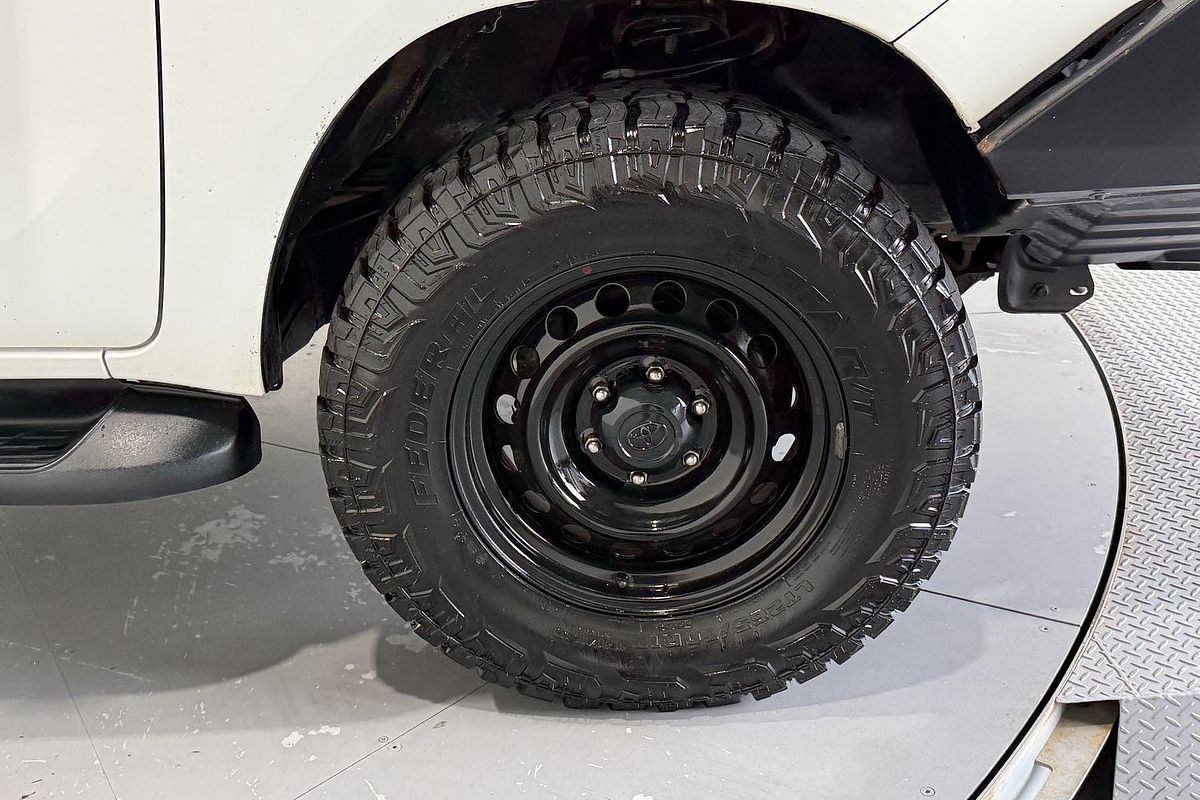 2016 Toyota Hilux SR GUN126R 4X4