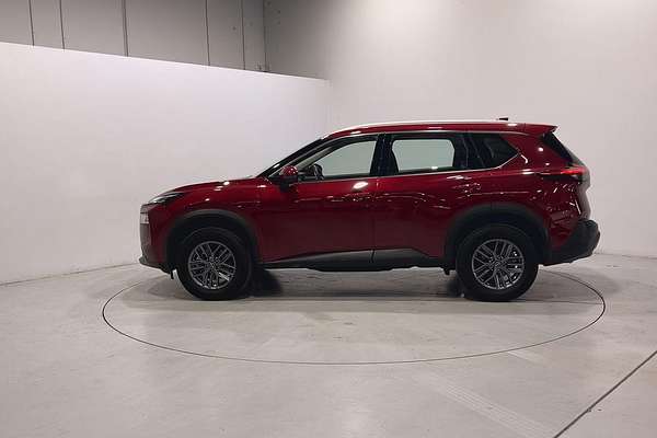 2025 Nissan X-TRAIL ST T33