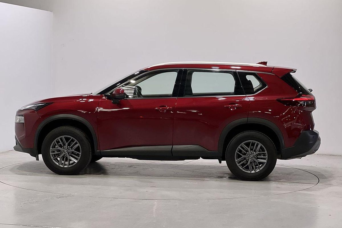 2025 Nissan X-TRAIL ST T33