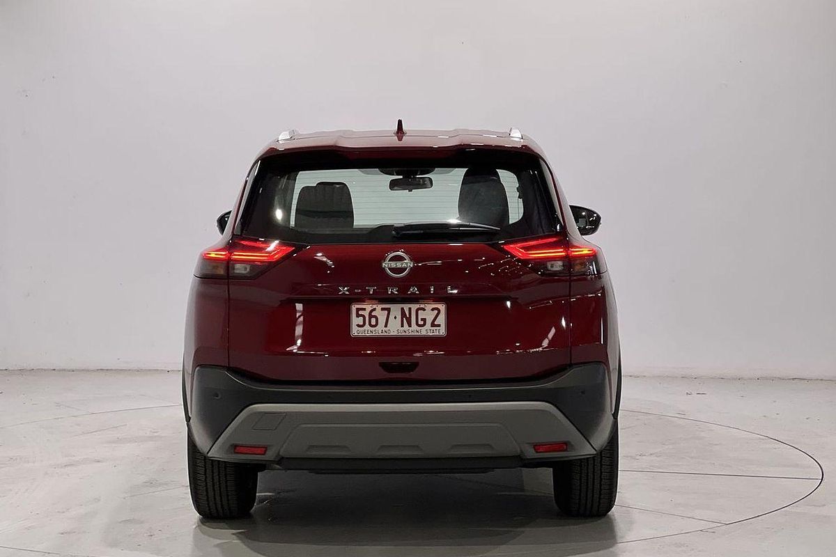 2025 Nissan X-TRAIL ST T33