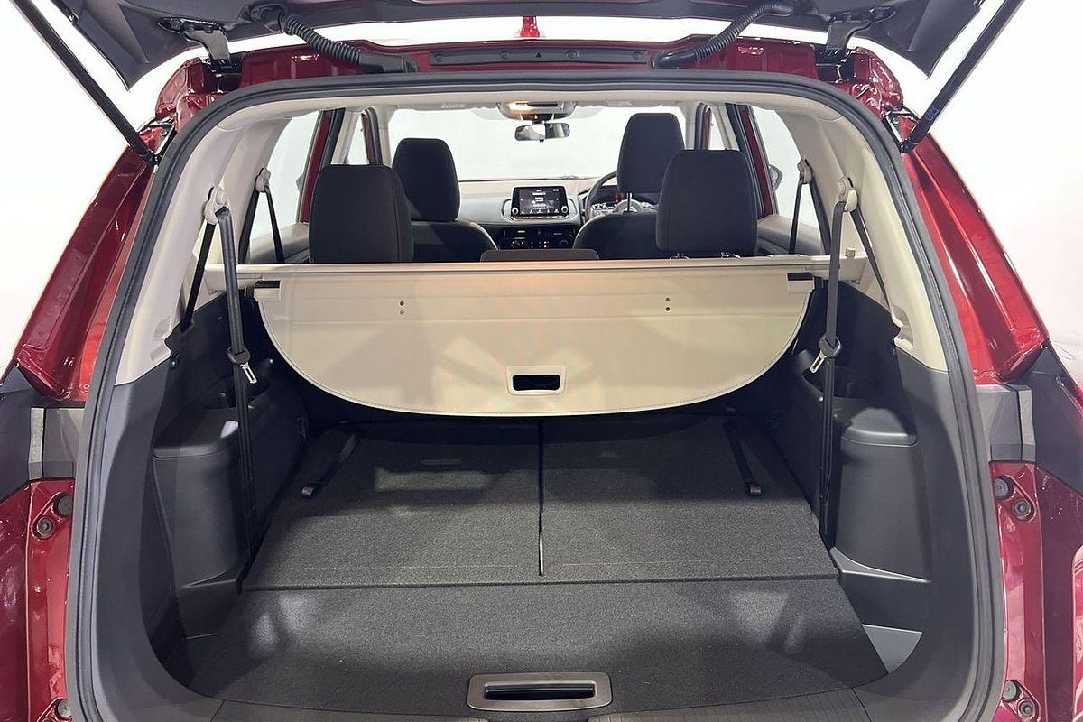 2025 Nissan X-TRAIL ST T33