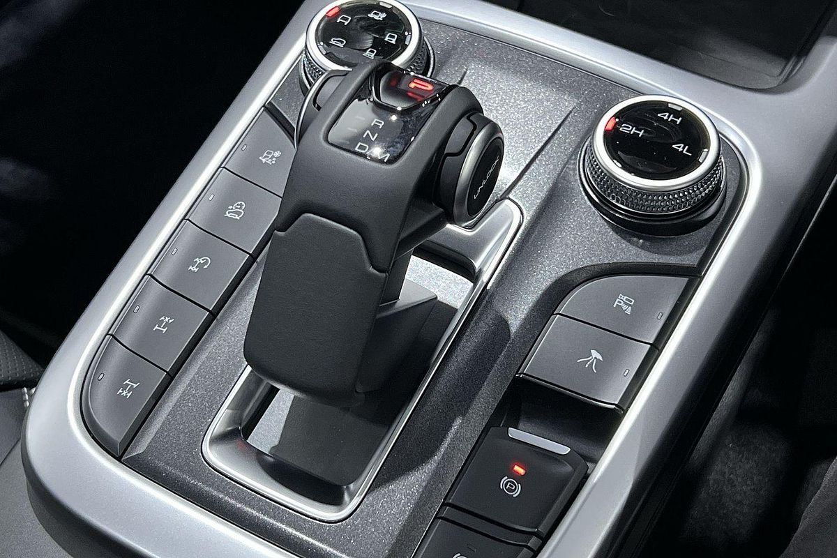 2025 GWM Tank 300 Ultra P01