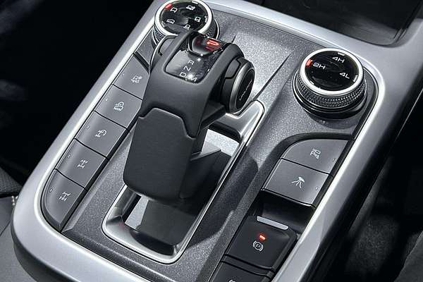 2025 GWM Tank 300 Ultra P01