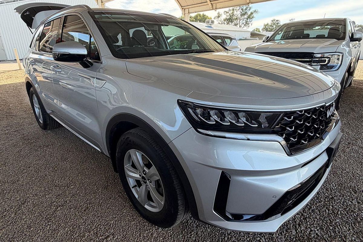 2022 Kia Sorento S MQ4