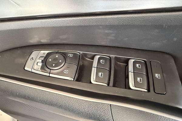 2022 Kia Sorento S MQ4