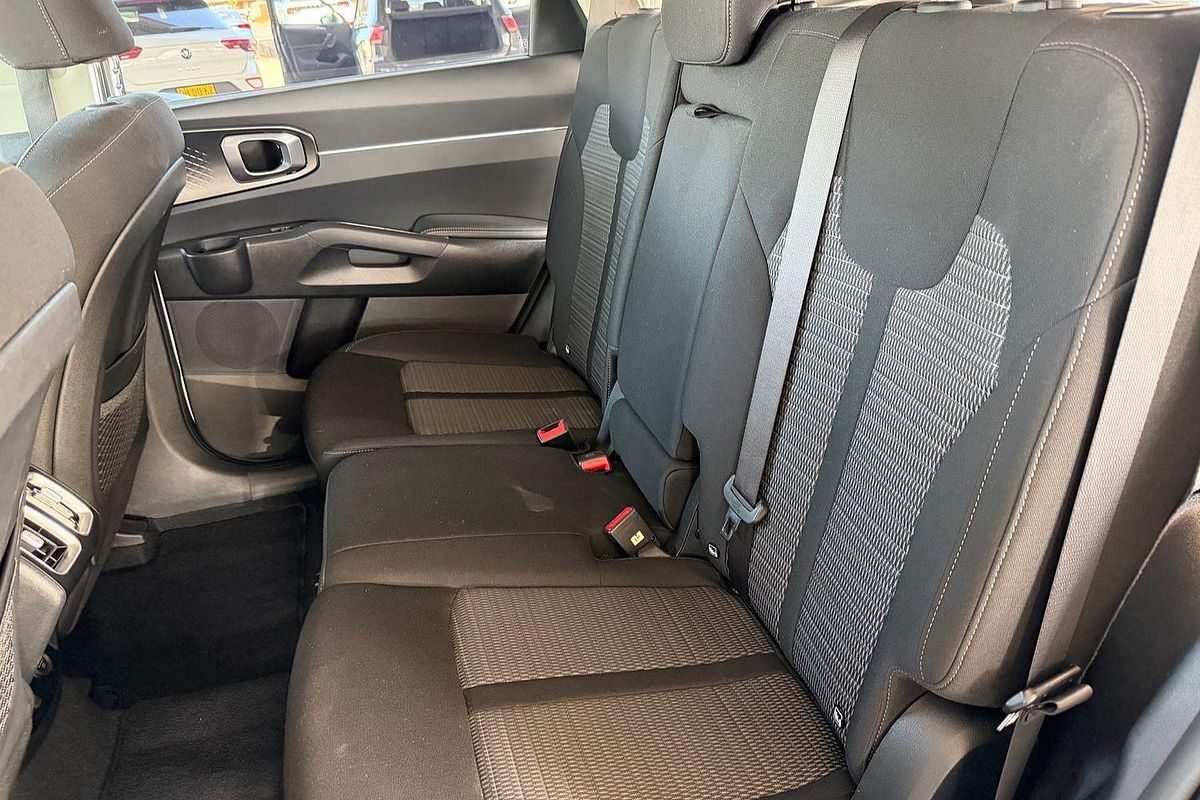 2022 Kia Sorento S MQ4