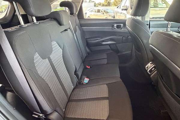 2022 Kia Sorento S MQ4