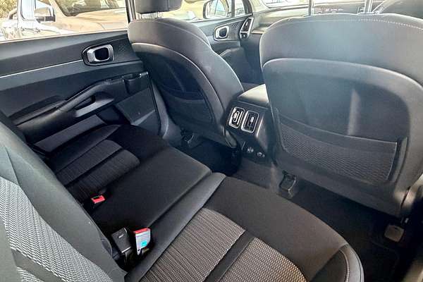 2022 Kia Sorento S MQ4