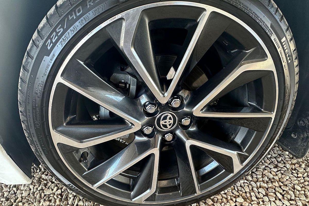 2020 Toyota Corolla ZR Hybrid ZWE211R