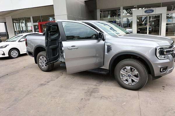 2024 Ford Ranger XLT 4X4 2.0L