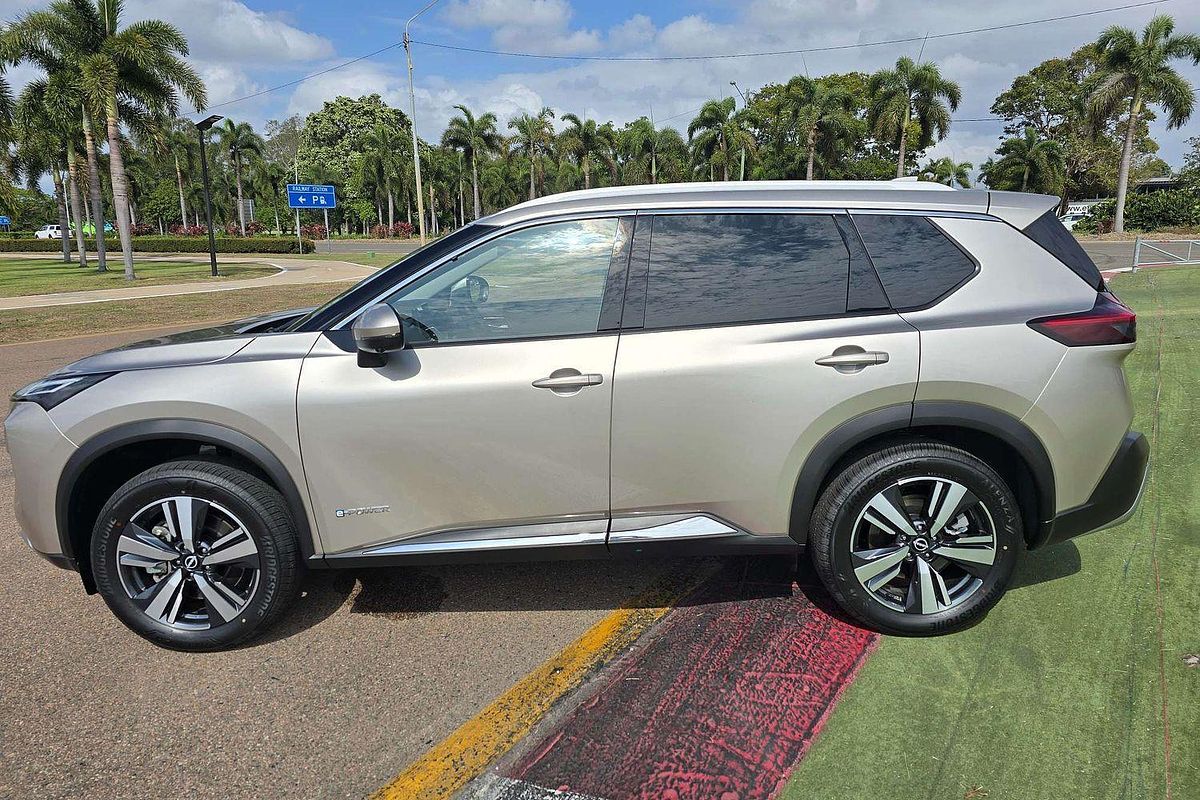 2025 Nissan X-TRAIL Ti e-POWER T33