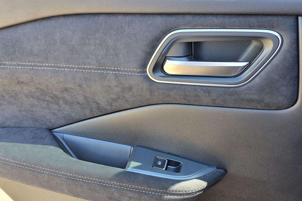 2024 Nissan QASHQAI Ti-L J12