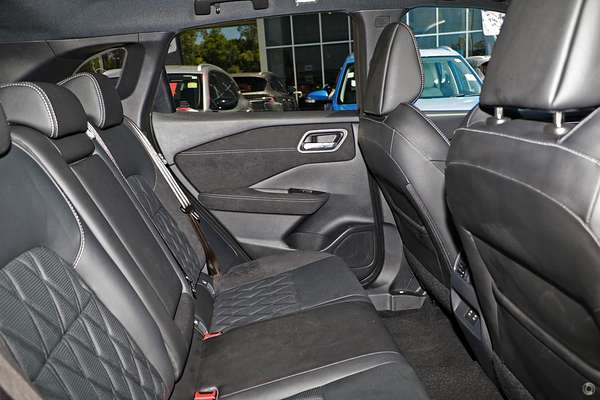 2024 Nissan QASHQAI Ti-L J12