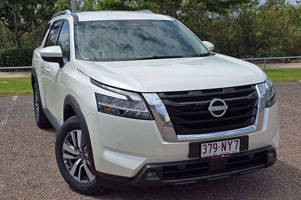 2024 Nissan Pathfinder Ti R53