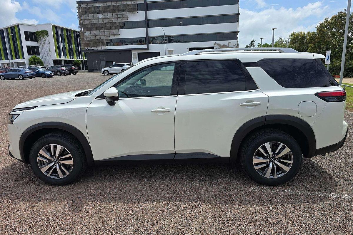 2024 Nissan Pathfinder Ti R53