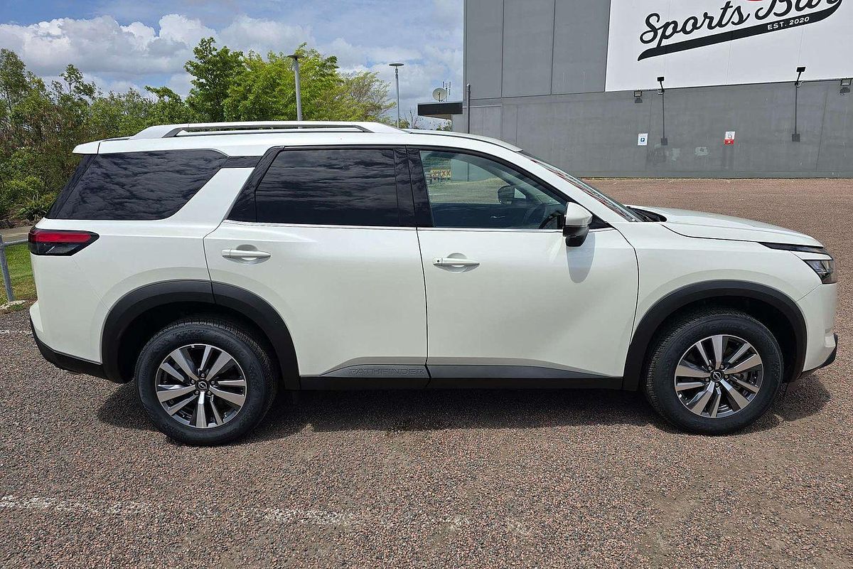 2024 Nissan Pathfinder Ti R53