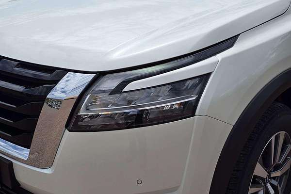 2024 Nissan Pathfinder Ti R53