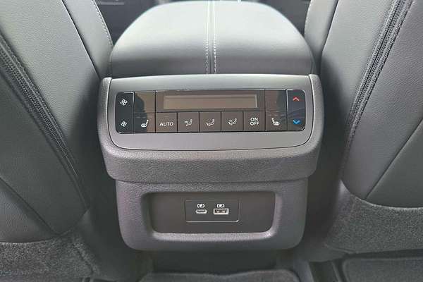 2024 Nissan Pathfinder Ti R53