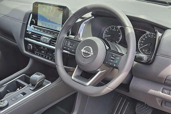 2024 Nissan Pathfinder Ti R53