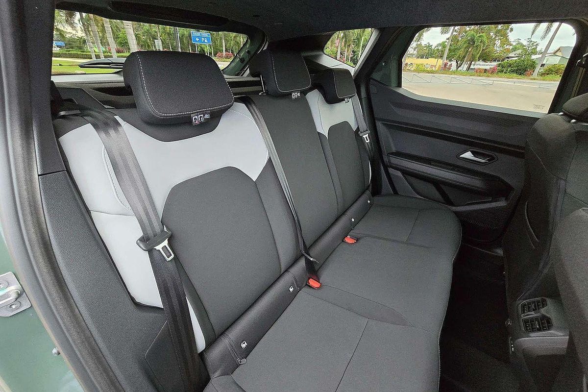 2025 Renault Duster Techno X1311