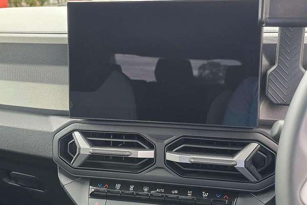 2025 Renault Duster Techno X1311