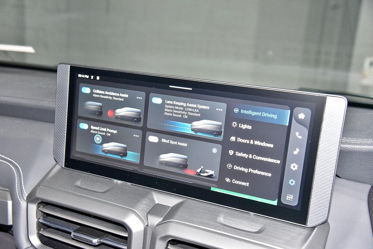 2025 LDV D90 Executive SV9A