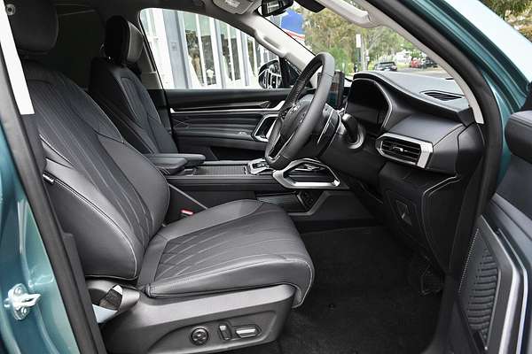 2025 LDV D90 Executive SV9A