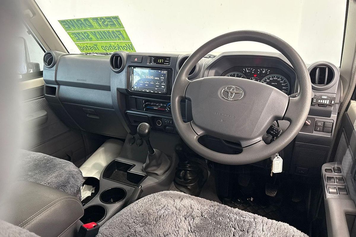 2022 Toyota Landcruiser GXL VDJ76R