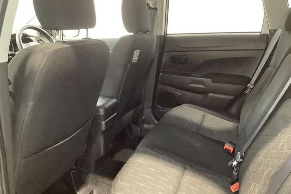 2023 Mitsubishi ASX ES XD