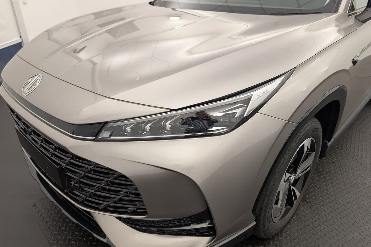 2025 MG HS Hybrid+ Excite AS33H