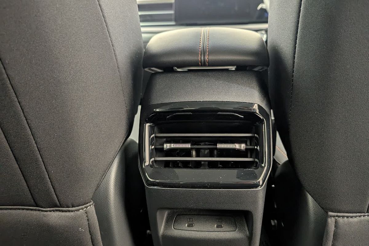 2025 MG HS Hybrid+ Excite AS33H