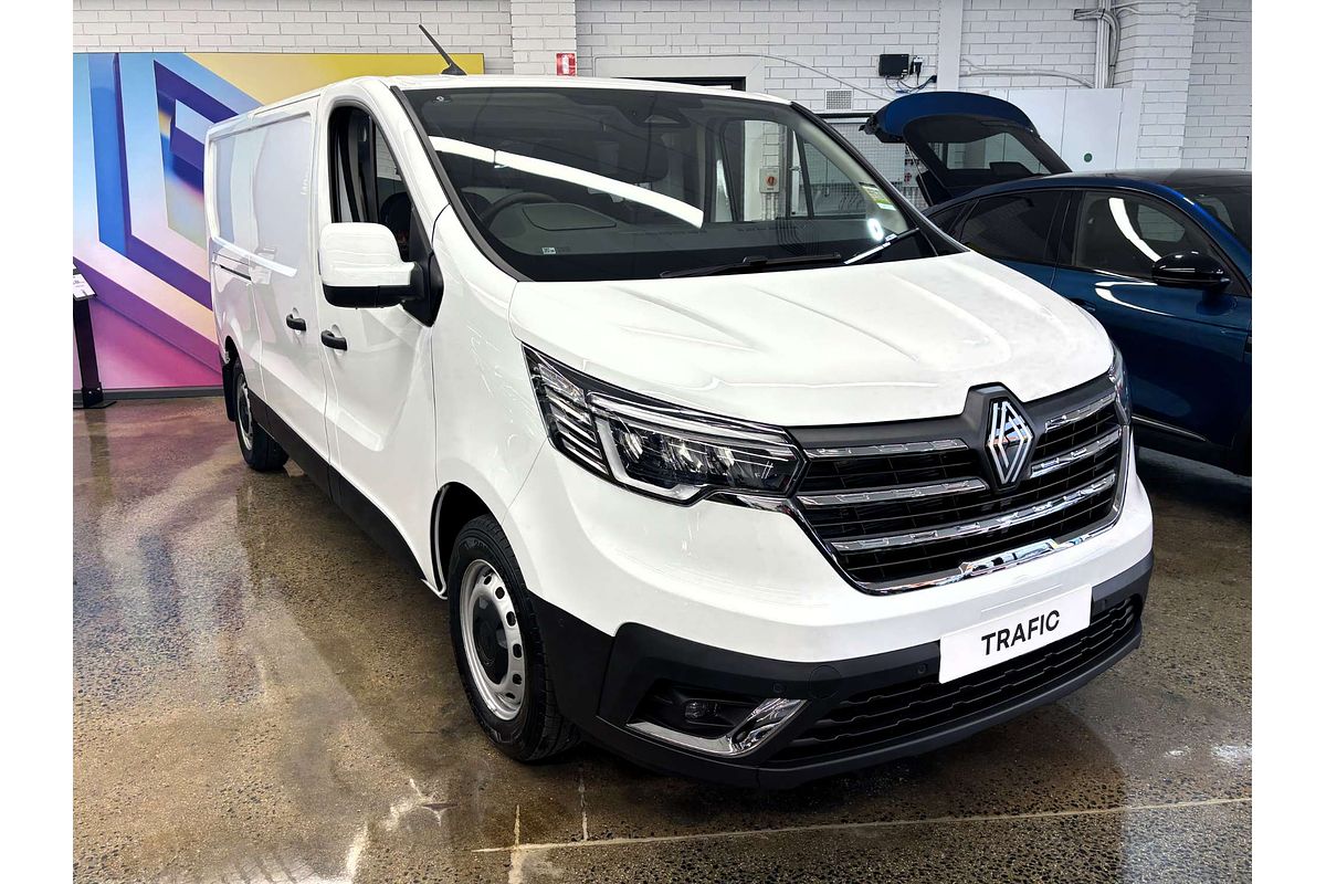 2025 Renault Trafic Premium X82 LWB Low Roof