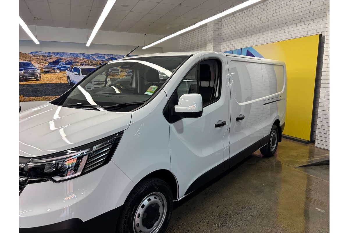 2025 Renault Trafic Premium X82 LWB Low Roof