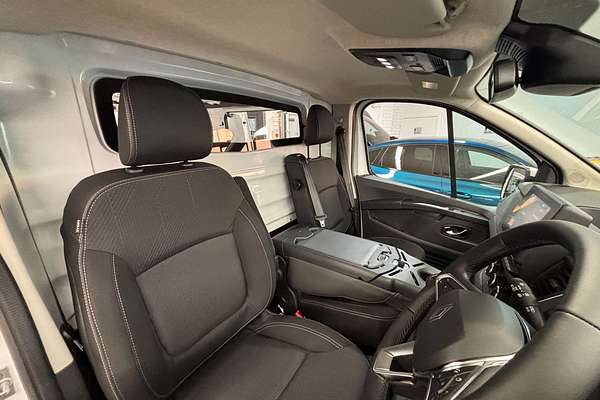 2025 Renault Trafic Premium X82 LWB Low Roof