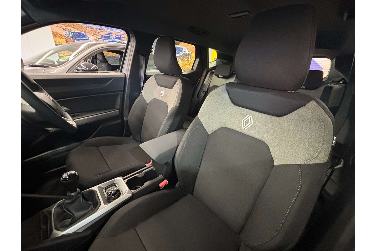 2025 Renault Duster Evolution X1311