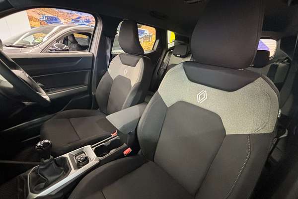 2025 Renault Duster Evolution X1311